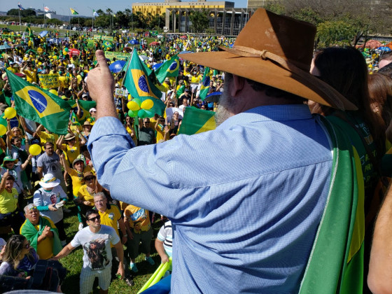 Barbudo Manifestação DF.jpeg