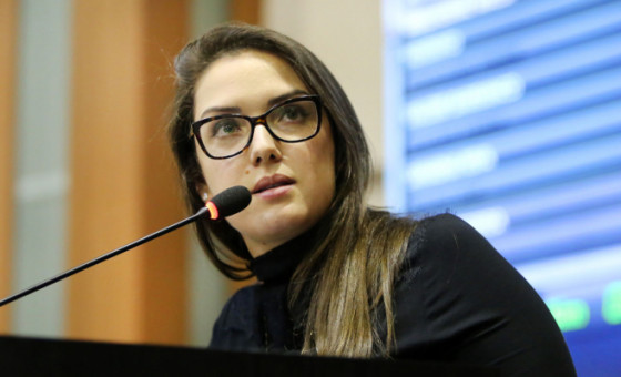 Jana corona.jpg