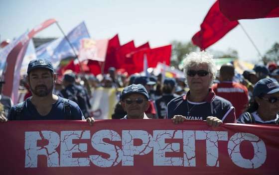 servidores-publicos-federais-em-greve.jpg