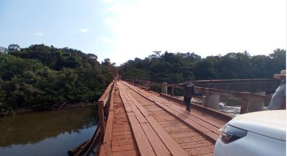 Ponte rio branco.JPG