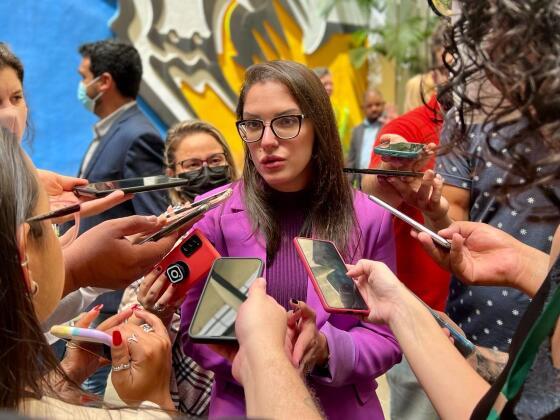 JANA REDUÇÃO.jpg