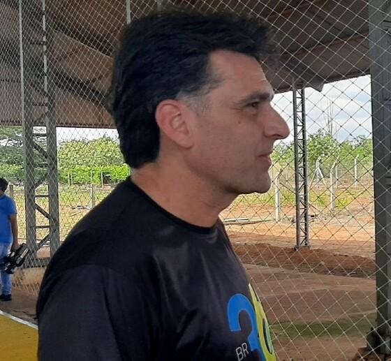 machado.jpg