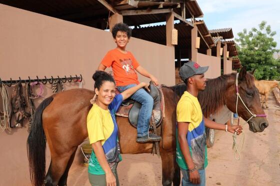 cavalo terapia.jpg