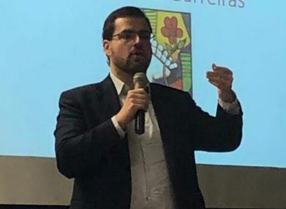 ANDRÉ NAVES 1.png
