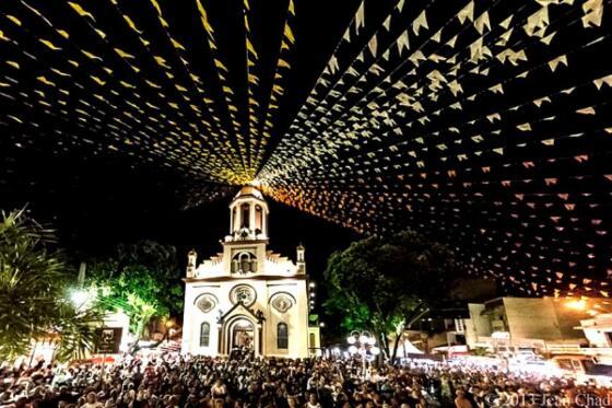 FESTA.jpg