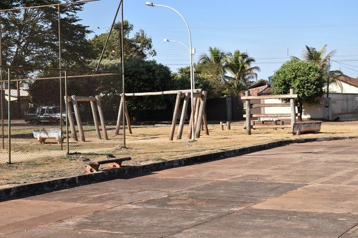 praça vander.jpeg