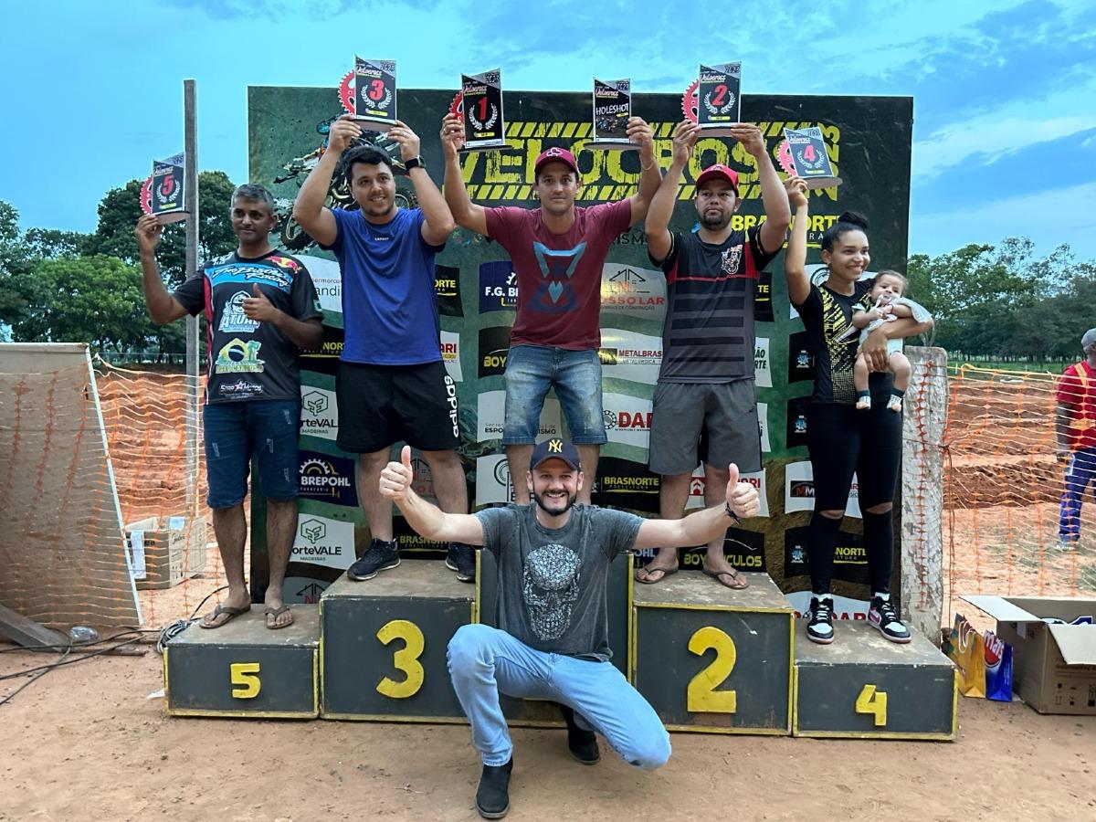 velocross 1.jpg