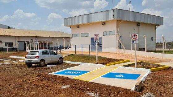 aeroporto-tangara-da-serra-entrada.jpg