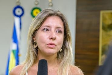 Flávia Moretti critica sem propor e dorme sem viver VG