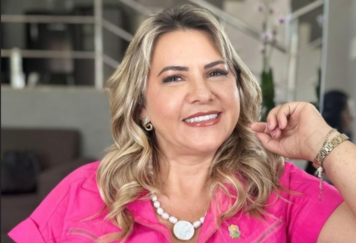 claudirene capa.jpg