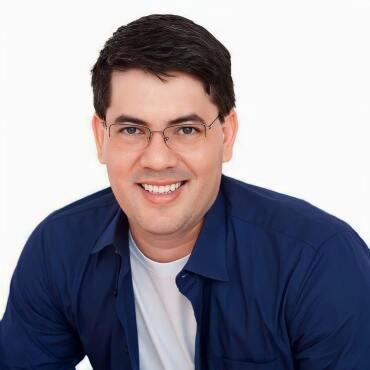 ELIAS GALLI.jpg