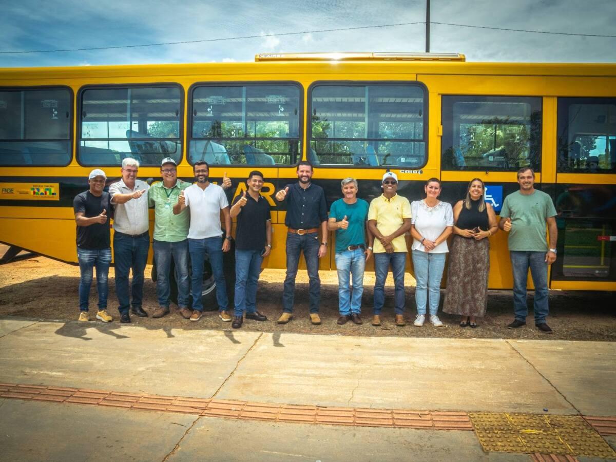 ONIBUS BRASNORTE ESCOLAR 3.jpg