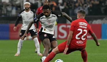 Corinthians tropeça em casa diante do América de Cali