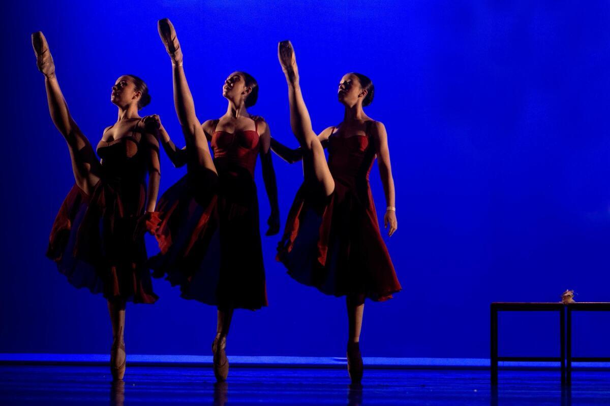 DANÇA.jpeg
