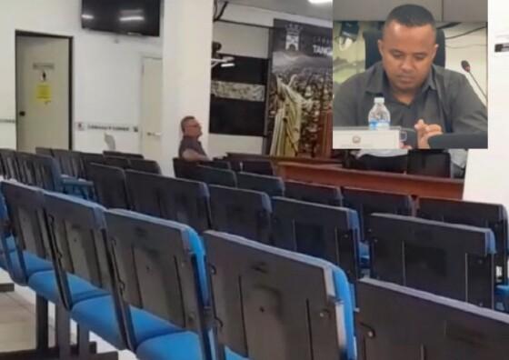 plenário vazio 2.jpg