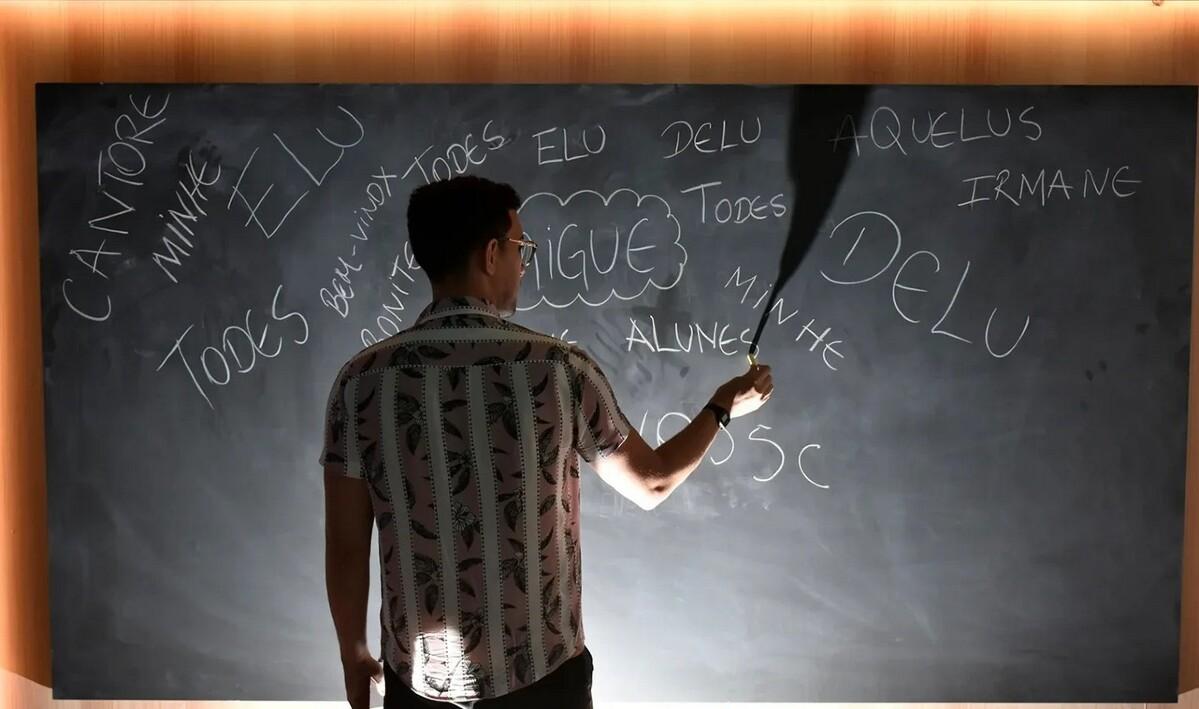 LINGUAGEM NEUTRA.jpg