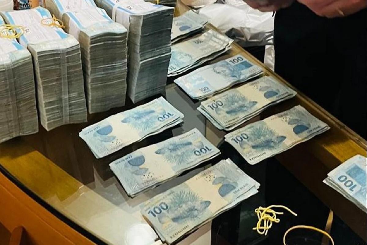 DINHEIRO SOSTENES.jpg