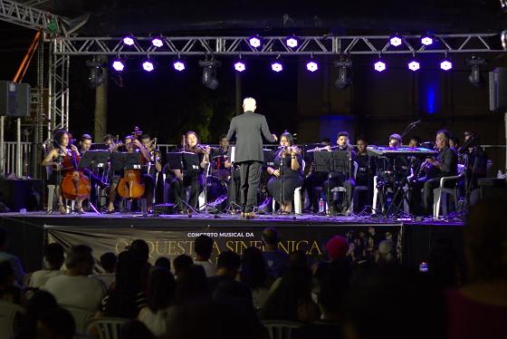 UNIVERSIDADE NA COMUNIDADE.jpg