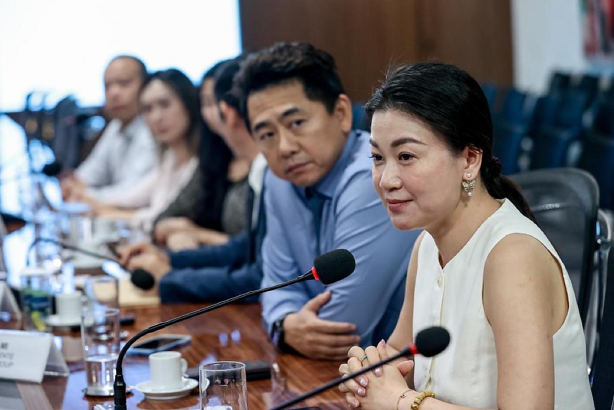 comitiva de chineses-1367.jpg