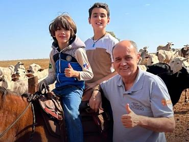 Prefeito sofre infarto após genro tirar a vida de seus netos 