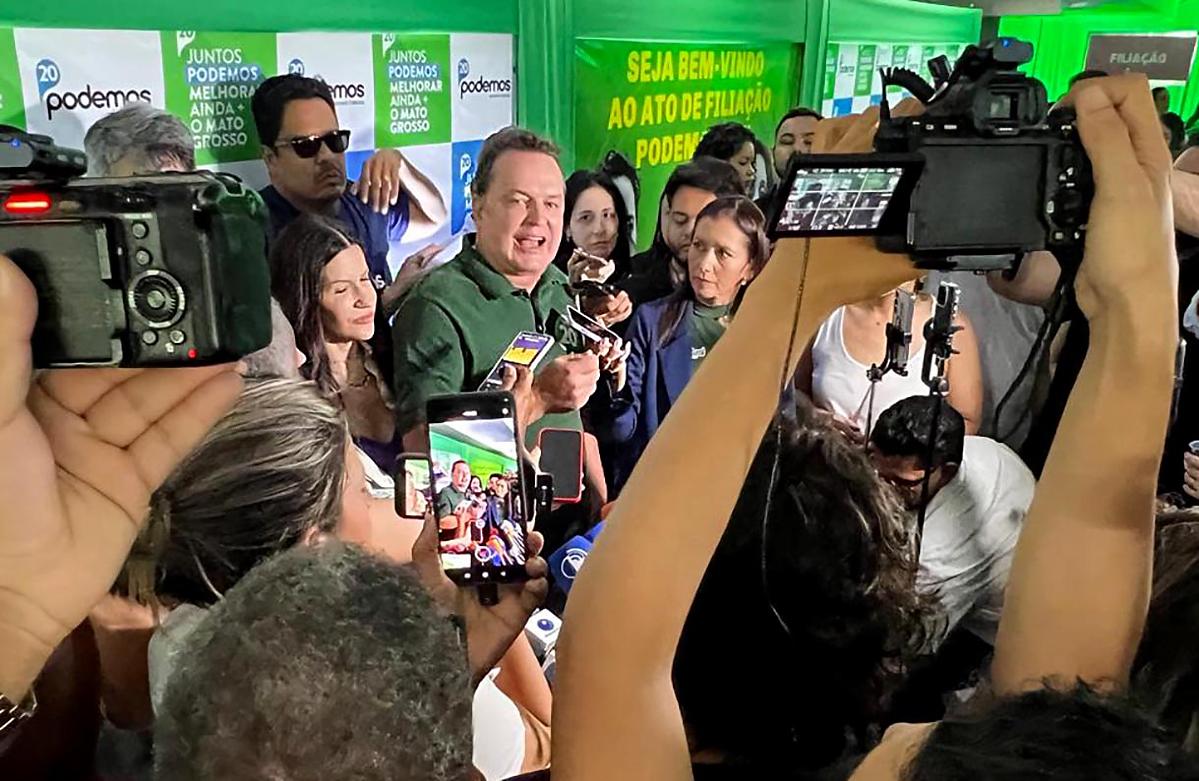 MAX RUSSI PODEMOS.jpeg