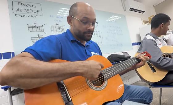 seciteci foto clipe.png